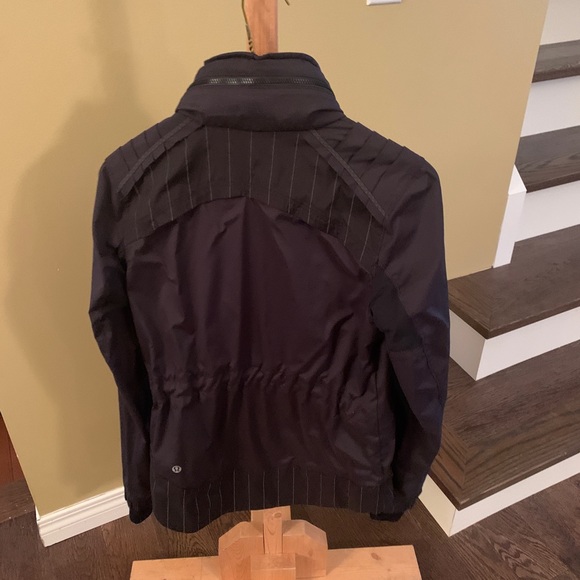 🍋Lululemon “Spring Forward Jacket” Size 4 black - Picture 4 of 13